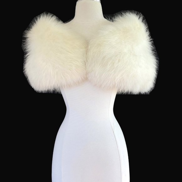 Arctic FOX Fur Stole, Warm Ivory Bridal Shawl, Real Vintage Fur - Picture 2 of 10